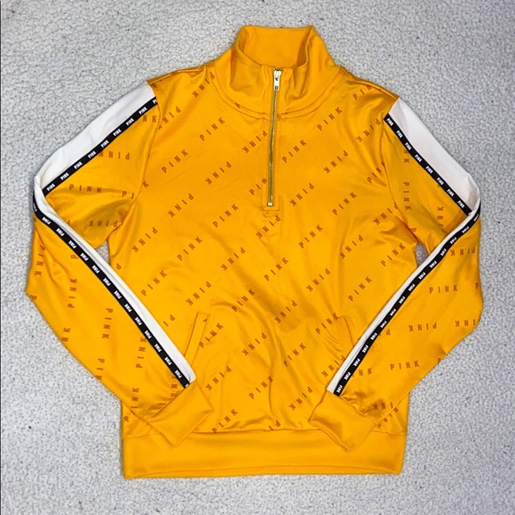 PINK Victoria's Secret Tops - NWOT Victoria’s Secret PINK quarter zip hoodie